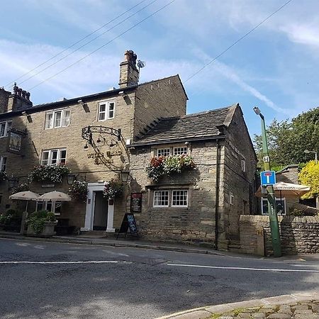 The Bulls Head Hotel Glossop Exterior photo