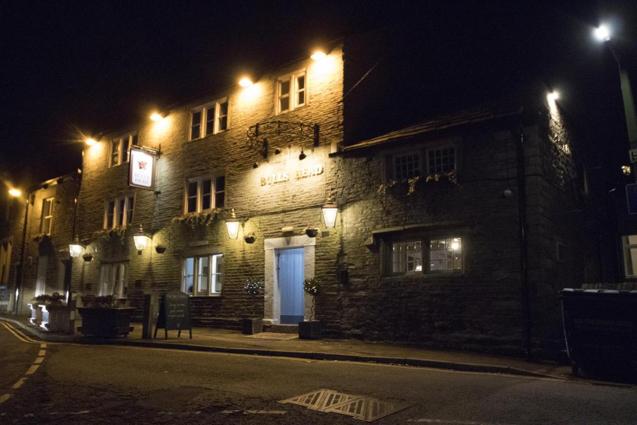 The Bulls Head Hotel Glossop Exterior photo