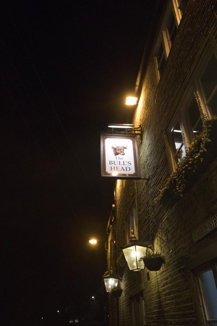 The Bulls Head Hotel Glossop Exterior photo